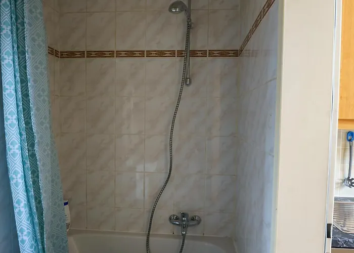 1060